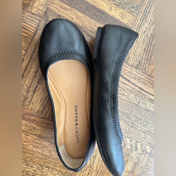 Lucky brand “Emmie” black leather ballerina flats women’s size 5.5 M - Picture 2 of 9